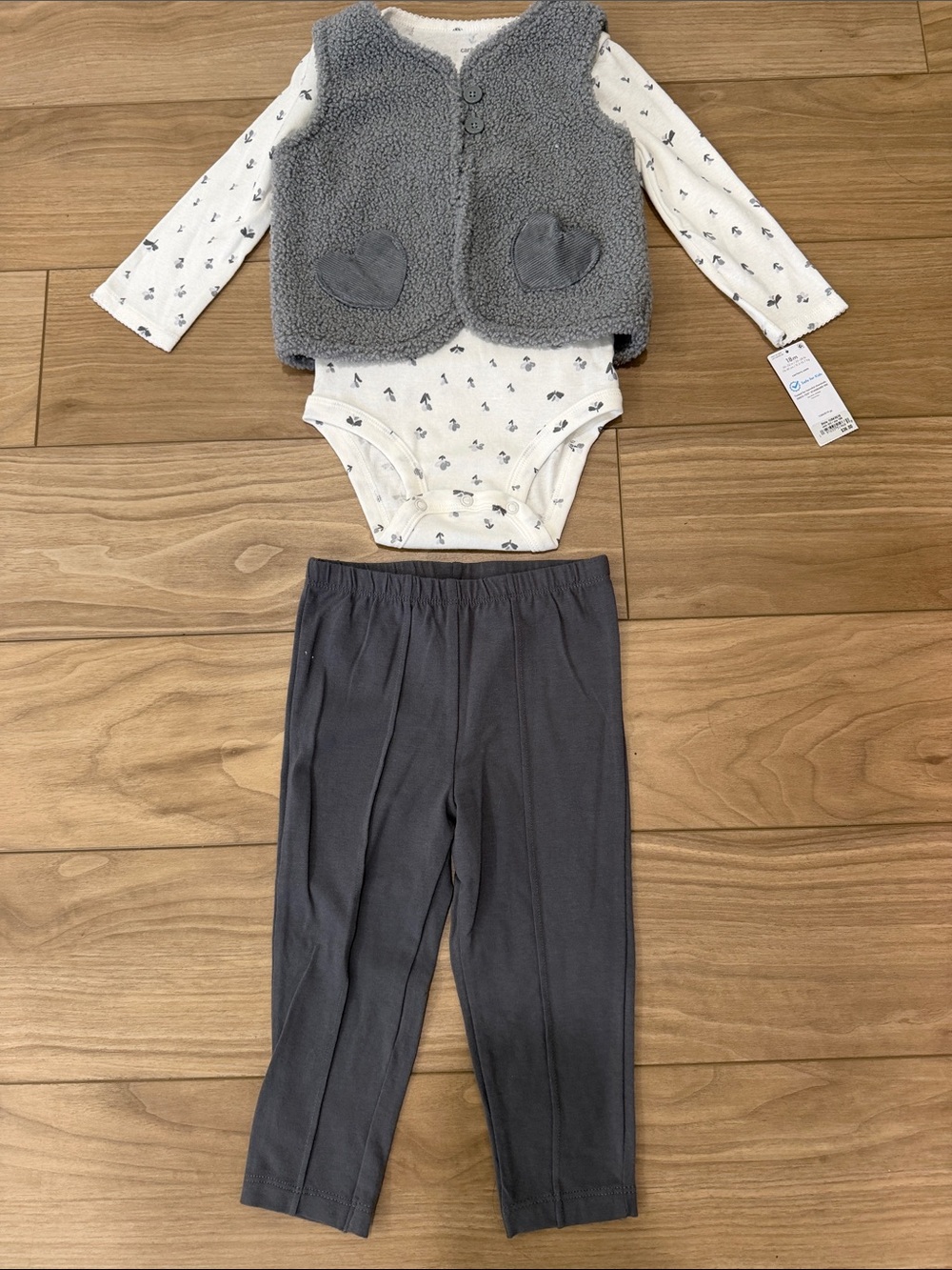 Gray Sherpa Vest, Printed Bodysuit & Charcoal Leggings Set